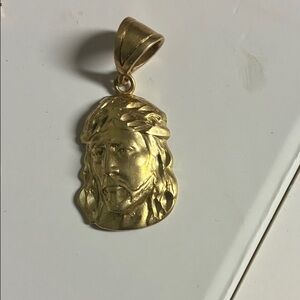 14k Gold Jesus Pendant Necklace 12.21grams